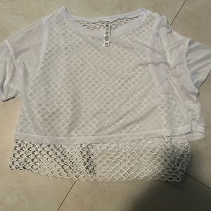 Alo Yoga White Crop Top in Size Medium